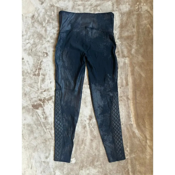 Spanx Faux Leather Quilted Moto Distressed  Black Leggings Women’s‎ Size L - Picture 3 of 6